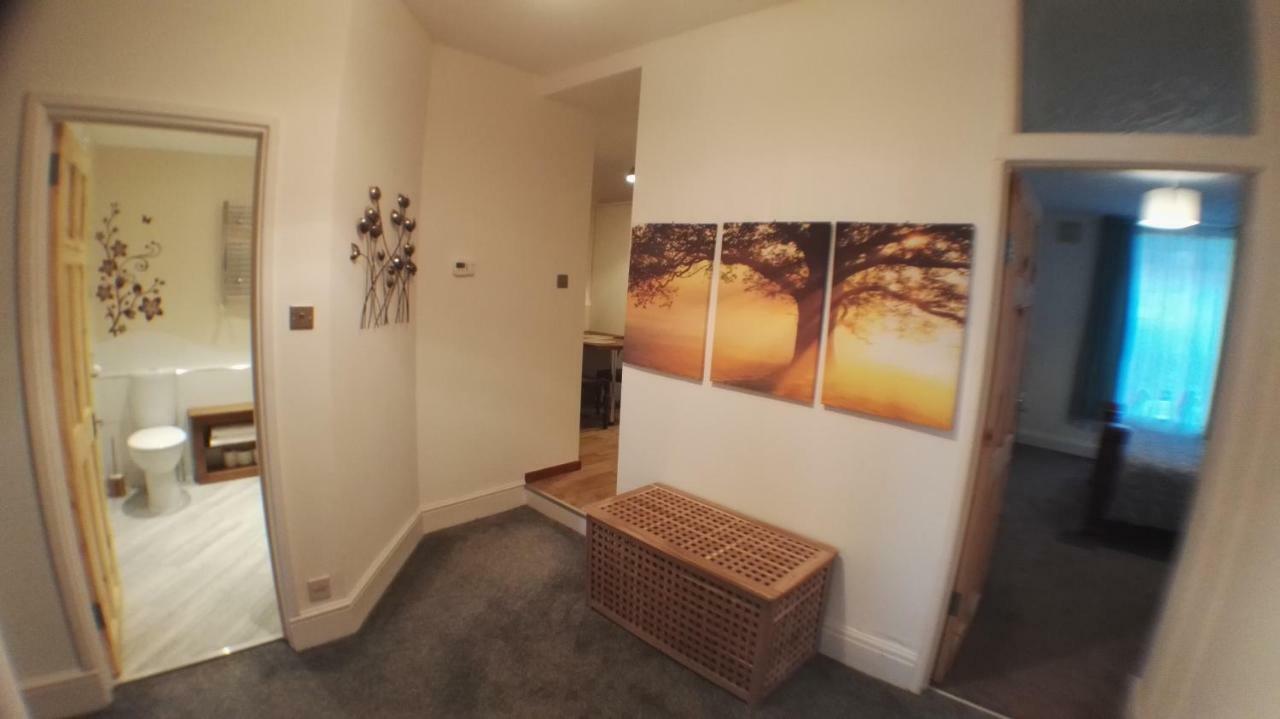 Large Garden Flat Near Marine Lake Weston-super-Mare Exterior foto